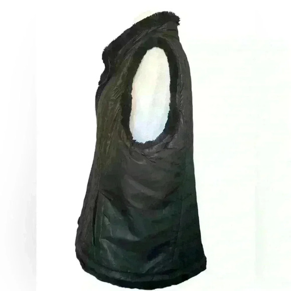 Nicole Miller Full Zip Reversible Faux Fur Vest Jacket. Size XXL. Similars $200 - Picture 6 of 11